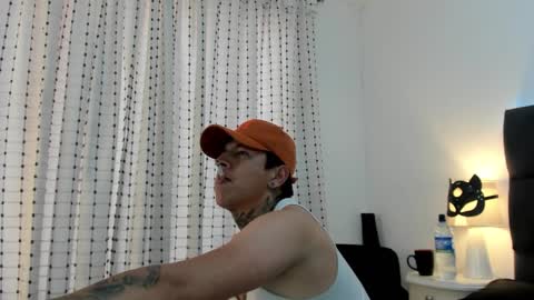 cami_coral1 online show from 02/08/26, 02:09