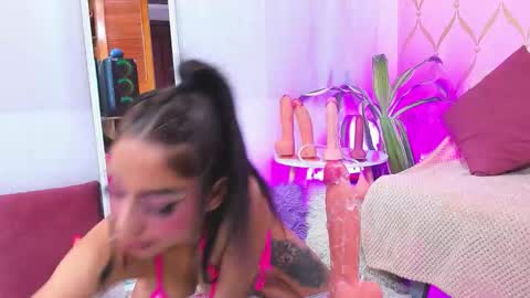 Camila online show from 10/31/25, 03:29