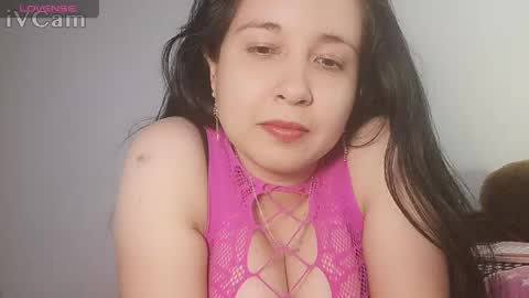 Snapshot of cami_hot_hair chatting on 06/05/26, 10:48 cami online show from 06/05/26, 10:48