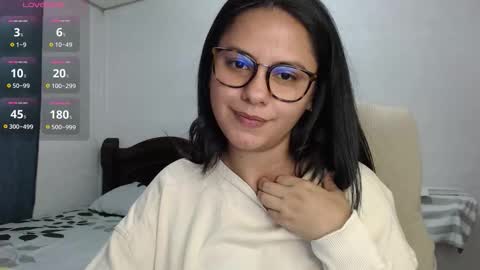 Camila Valbuena online show from 02/26/26, 01:15