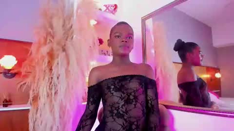 camiestrada online show from 01/31/25, 08:33