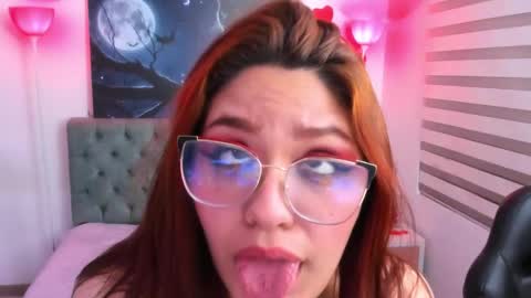 Camila Osorio online show from 02/19/25, 06:55