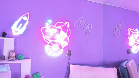 Camila Osorio online show from 09/30/25, 08:47