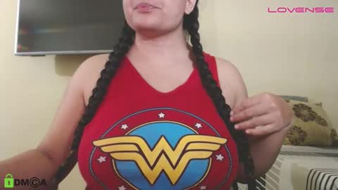 Snapshot of camiilahotxxx chatting on 10/28/25, 03:47 Camila online show from 10/28/25, 03:47