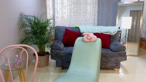 Camil online show from 02/07/25, 01:43