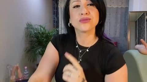 Camil online show from 03/09/25, 10:41