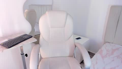 Cami online show from 02/01/25, 10:13