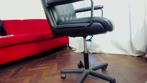 Cami online show from 12/12/24, 10:31