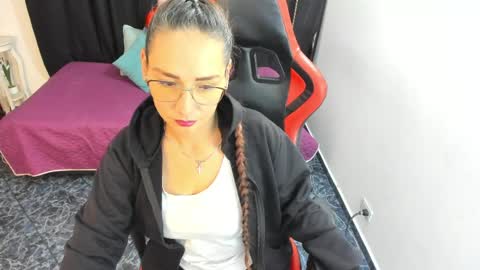 camila_bj online show from 05/08/26, 05:46