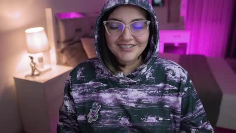 Camila buitrago online show from 12/13/24, 02:43