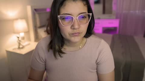 Camila buitrago online show from 01/03/25, 10:08