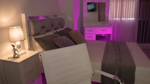 Snapshot of camila_buitrago chatting on 01/12/25, 09:19 Camila buitrago online show from 01/12/25, 09:19