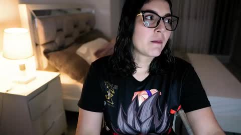 Snapshot of camila_buitrago chatting on 09/24/25, 11:30 Camila buitrago online show from 09/24/25, 11:30