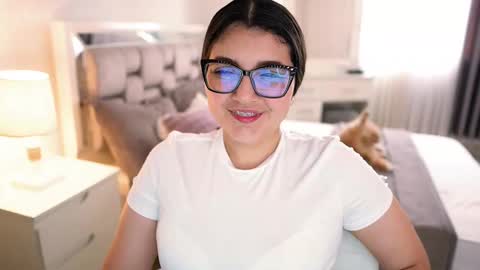 Snapshot of camila_buitrago chatting on 10/30/25, 08:20 Camila buitrago online show from 10/30/25, 08:20