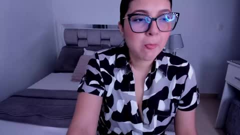 Camila buitrago online show from 05/16/26, 10:52