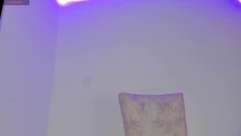  s online show from 02/07/25, 08:33