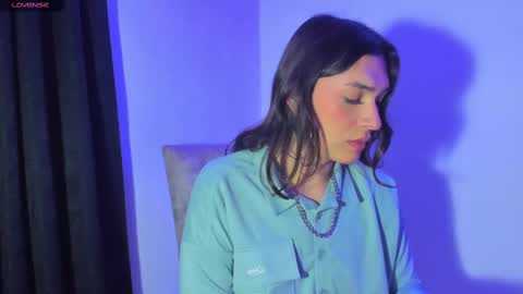  s online show from 03/09/25, 04:49