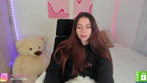  C A M I  online show from 01/09/25, 01:39