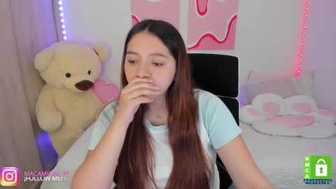  C A M I  online show from 03/08/25, 10:56