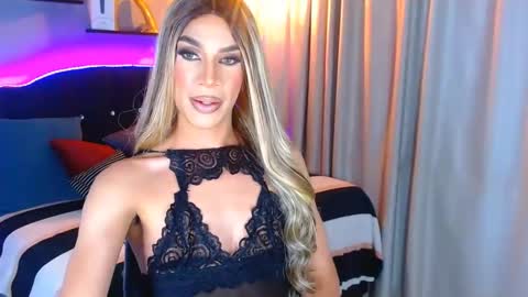 Camila online show from 01/11/25, 03:34