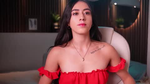 camila_martinez9 online show from 09/15/25, 11:32