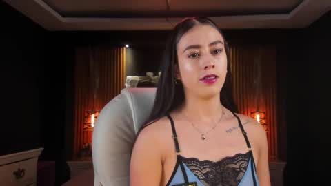 camila_martinez9 online show from 10/22/25, 11:43