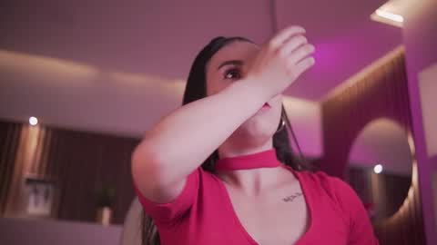 camila_martinez9 online show from 01/13/26, 11:15