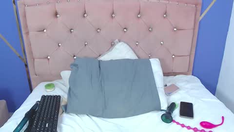 Camila online show from 11/15/25, 11:32