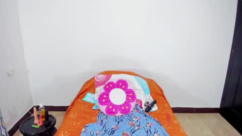 camilaa foxxx online show from 10/11/25, 01:42