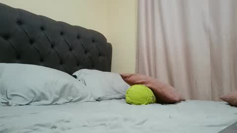 Camila Browm online show from 02/23/25, 05:23