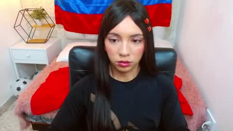 Snapshot of camilah_tk chatting on 06/17/26, 12:29 Cami online show from 06/17/26, 12:29