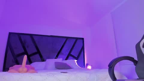 camila preston online show from 04/28/26, 06:29