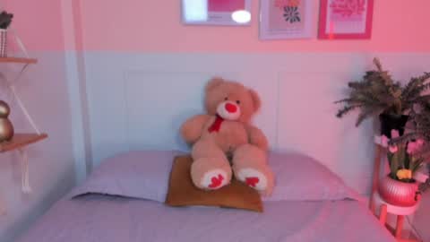 Camila  online show from 04/09/26, 04:12