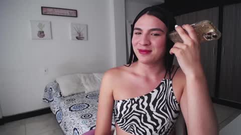 Snapshot of camilaryan chatting on 12/06/24, 08:07 X IGcamiryan01 online show from 12/06/24, 08:07