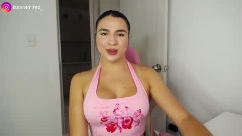 X IGcamiryan01 online show from 04/14/26, 10:16