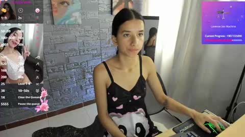 CamilaVill online show from 04/17/26, 03:59