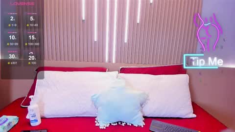 camile_cute online show from 11/17/25, 08:25