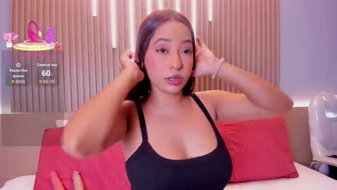 camile_cute online show from 11/25/25, 08:20