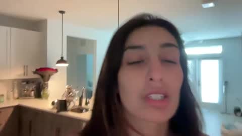 Snapshot of camiliakxoxo chatting on 02/07/25, 04:14 camiliakxoxo online show from 02/07/25, 04:14