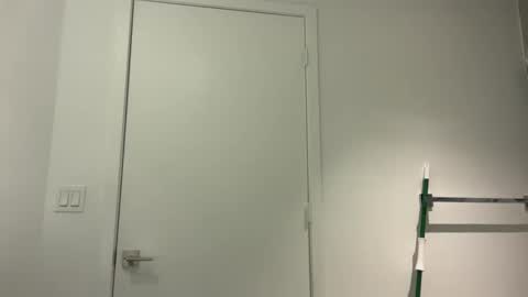 Snapshot of camiliakxoxo chatting on 10/26/25, 11:05 camiliakxoxo online show from 10/26/25, 11:05