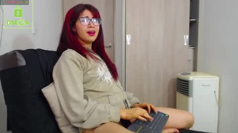 Snapshot of camilitasweet96 chatting on 06/09/26, 03:01 Camilita Echeverri online show from 06/09/26, 03:01