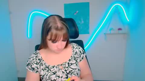Camilla online show from 05/22/26, 11:16