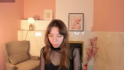 Snapshot of camilla_evers chatting on 03/28/26, 06:02 Camilla online show from 03/28/26, 06:02