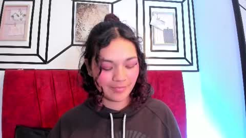 camilla_miller01 online show from 08/04/26, 12:47