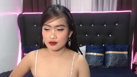 Snapshot of camilla_morena chatting on 10/17/25, 05:10 camilla_morena online show from 10/17/25, 05:10