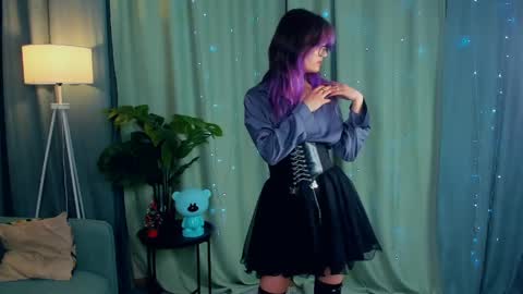 Emily online show from 04/01/26, 04:04