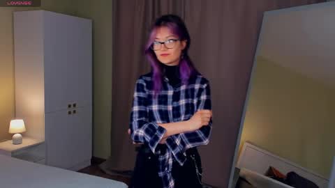 Emily online show from 04/05/26, 01:30