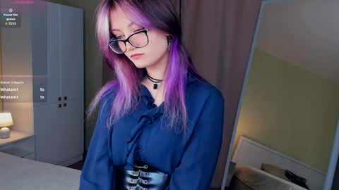 Emily online show from 04/06/26, 02:40