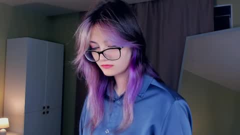 Emily online show from 04/08/26, 03:23