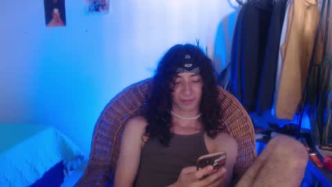 Snapshot of camille_delrey chatting on 01/31/25, 01:56 Camille online show from 01/31/25, 01:56